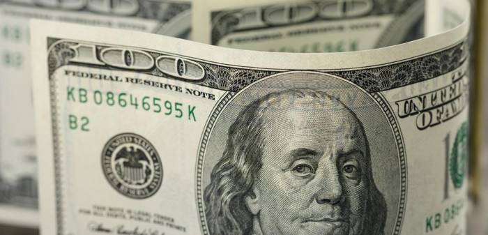 Euro Plunges to 1.07 Amid Escalating Crisis